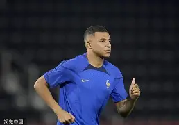 乐鱼体育登陆入口-科比布莱恩特81分比赛全场视频